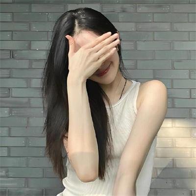 最近，妹妹的样子有点怪